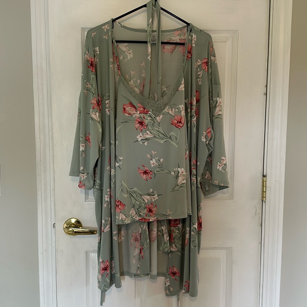 Womens Nightgown Set